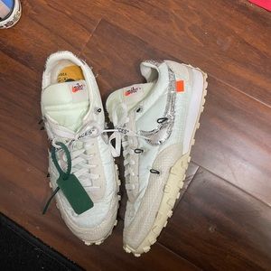 Off white waffle racer.